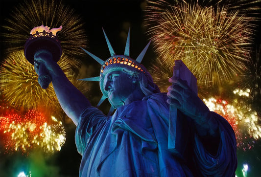 Statue of Liberty Fireworks - Motion Magnet